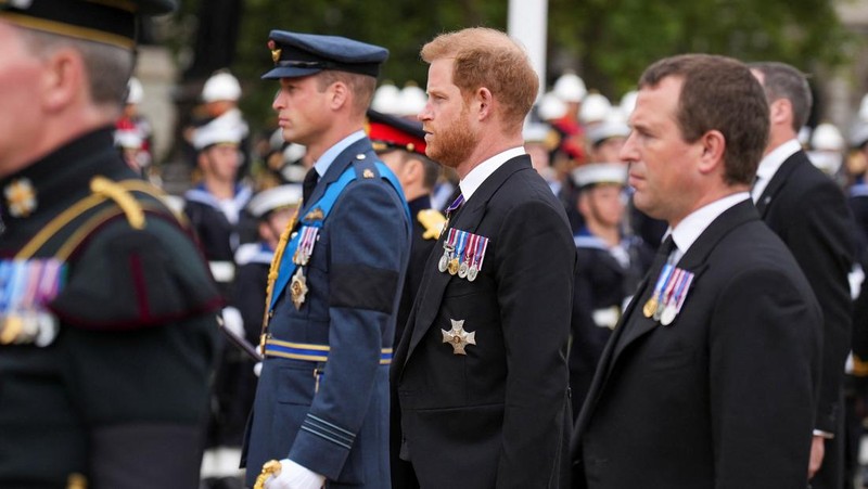 Rangkaian prosesi upacara pemakaman kenegaraan Ratu Elizabeth II pada Senin (19/9) telah dimulai. (Getty Images/Christopher Furlong)