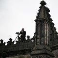 Detik-Detik Pemakaman Ratu Elizabeth II, Sniper Disiagakan