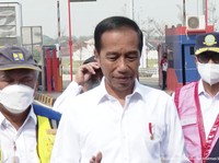 Jokowi: Tak Ada Penghapusan Listrik 450VA, Jangan Buat Resah!