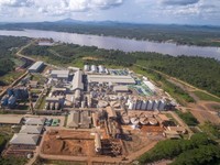 MIND ID Ngegas Rampungkan Proyek Hilirisasi Bauksit
