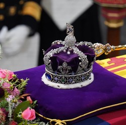 4 Negara Rebutan Berlian Ratu Elizabeth II, Apa Istimewanya?