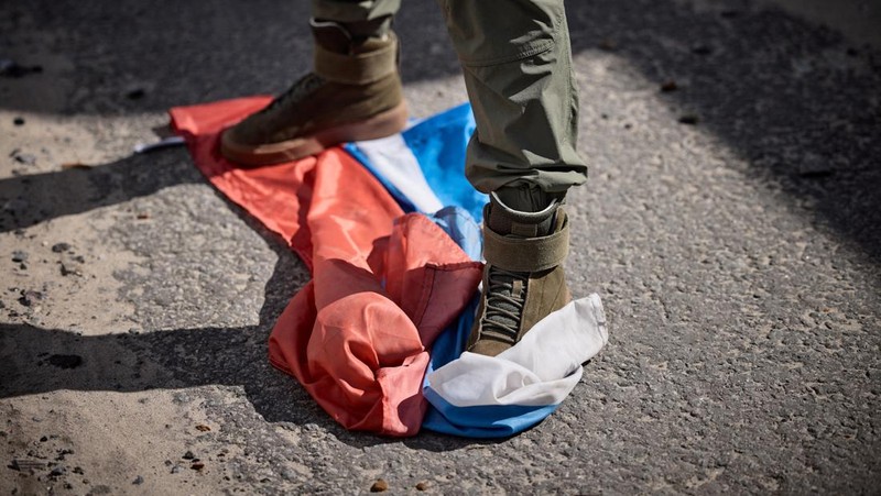 Ukraina mulai melaporkan kembali kemenangan atas Rusia di wilayah terdepan perang bagian Timur. (via REUTERS/UKRAINIAN PRESIDENTIAL PRESS SER)