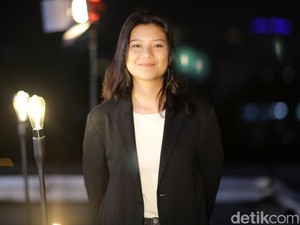 Danilla Riyadi Antara Jadi Orang Konyol dan Serius di Medsos