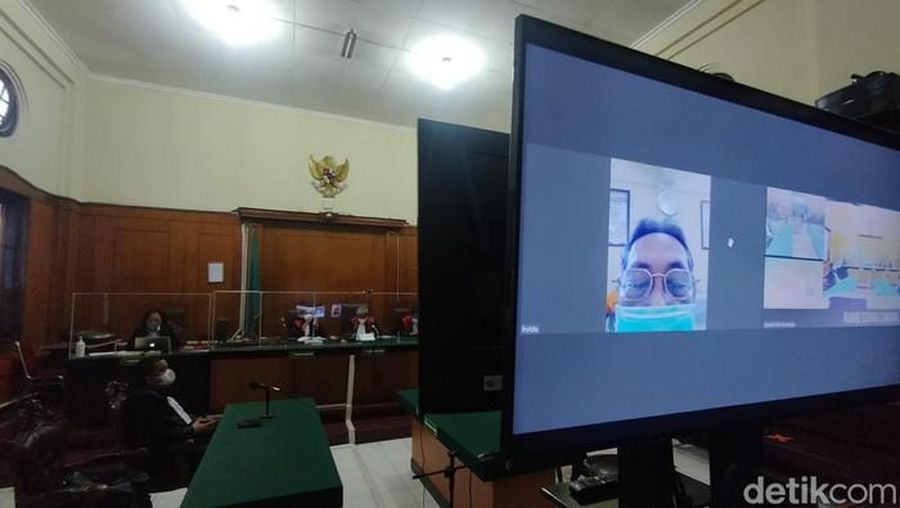 Sidang pemalsuan surat tanah di Pengadilan Negeri Surabaya (Foto: Praditya Fauzi Rahman)