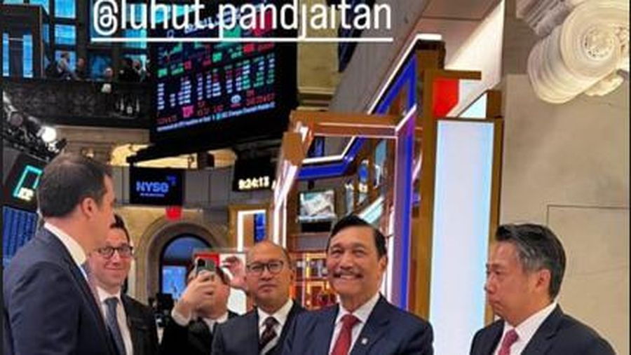 Luhut Buka Perdagangan di NYSE