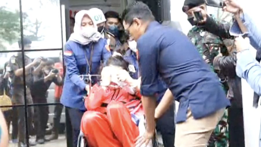 Direktur Penyidikan Jaksa Agung Muda Bidang Tindak Pidana Khusus telah menetapkan 3 (tiga) orang Tersangka terkait dengan perkara dugaan tindak pidana korupsi penyimpangan dan atau penyelewengan dalam penggunaan dana PT. Waskita Beton Precast, Tbk. Ist