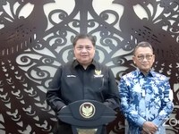 Pernyataan Utuh Airlangga yang Tunda Konversi Kompor Listrik