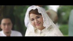 Profil Puput Novel, Si Bintang Keluargaku Sorgaku Itu Berpulang
