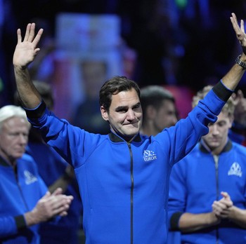 Roger Federer Menangis Terharu, Pamit dari Tenis