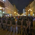 Rusia Chaos Akibat 'Kegilaan' Putin, Ribuan Orang Diciduk!