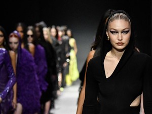 Artis Internasional yang Vokal Bela Palestina, Angelina Jolie hingga Gigi Hadid