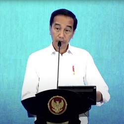 Jokowi Dapat 'Bisikan' Lagi Dari Soal 2023, Berani Baca?