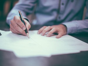 10 Contoh Teks Hasil Observasi Singkat Berbagai Tema Beserta Strukturnya