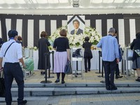 Detik-Detik Jelang Pemakaman Shinzo Abe, Warga Jepang Demo