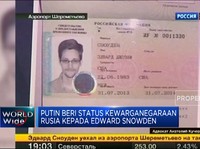 Putin Beri Kewarganegaraan Rusia Pada Mantan Intelijen AS