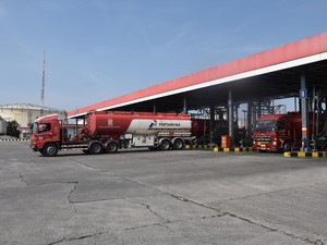 Pertamina Pastikan Kapal Angkut Pertalite & Pertamax Masuk Terminal BBM Timika