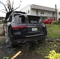 Waduh, Mobil Listrik Meledak di Tengah Banjir dan Badai