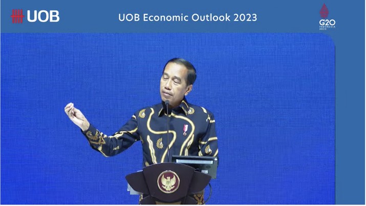 Sambutan Presiden Joko Widodon dalam Acara United Overseas Bank (UOB) Economic Outlook 2023 (Tangkapan Layar Youtube Sekretariat Presiden)