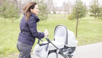Stroller Ringan buat Traveling atau Serba Bisa buat Harian, Kamu Butuh yang Mana? 