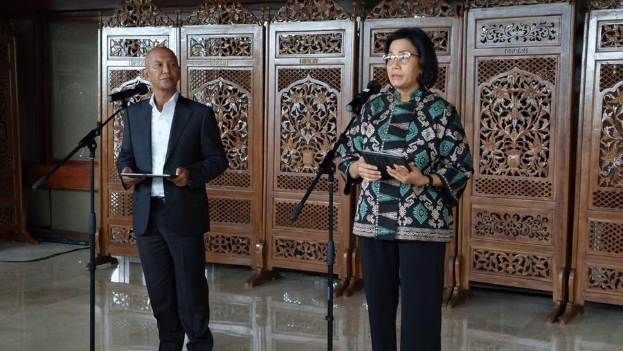 Mennteri Keuangan Sri Mulyani Usai Rapat Paripurna DPR RI Ke-7 Masa Persidangan I Tahun Sidang 2022-2023. (CNBC Indonesia/ Cantika Adinda Putri)