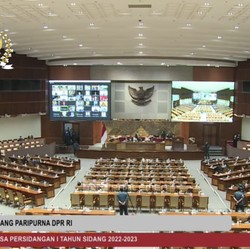 Tok! DPR Setujui APBN Jokowi 2023 Senilai Rp3.061 Triliun