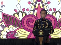 Lagi Krisis, Jokowi Sindir Pejabat Pamer Plesir & Foto di IG