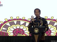 Jokowi Minta Warga +62 Jalan-Jalan di Dalam Negeri Saja