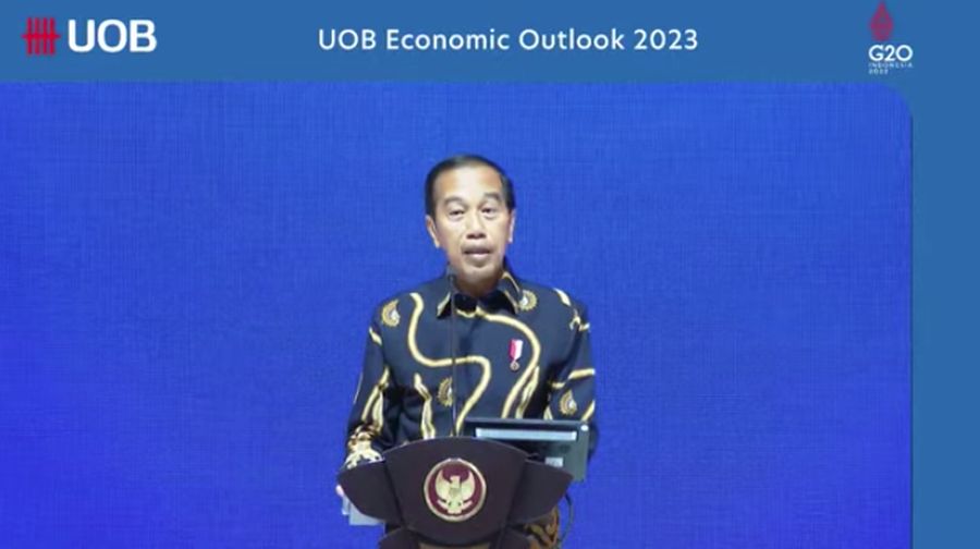 Sambutan Presiden Joko Widodon dalam Acara United Overseas Bank (UOB) Economic Outlook 2023 (Tangkapan Layar Youtube Sekretariat Presiden)