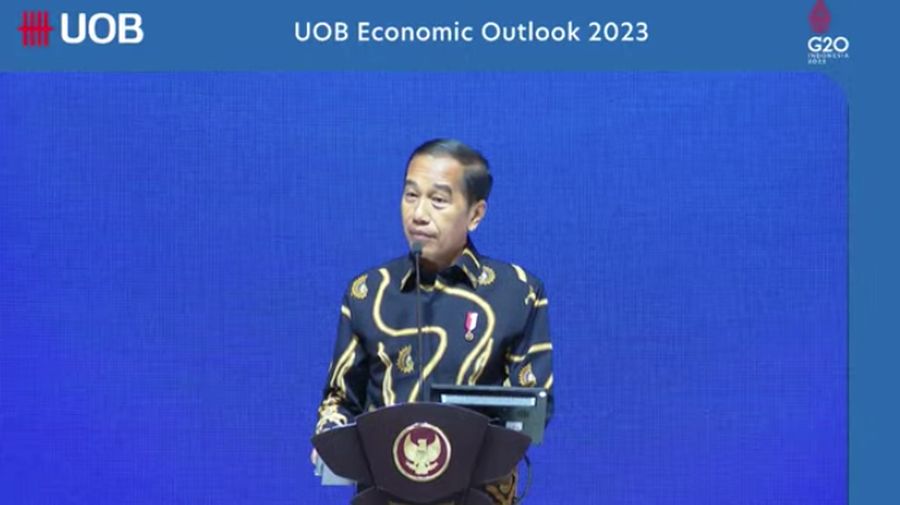 Sambutan Presiden Joko Widodon dalam Acara United Overseas Bank (UOB) Economic Outlook 2023 (Tangkapan Layar Youtube Sekretariat Presiden)