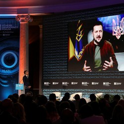 Tak Percaya, Presiden Zelensky Mendadak Ngamuk ke Iran