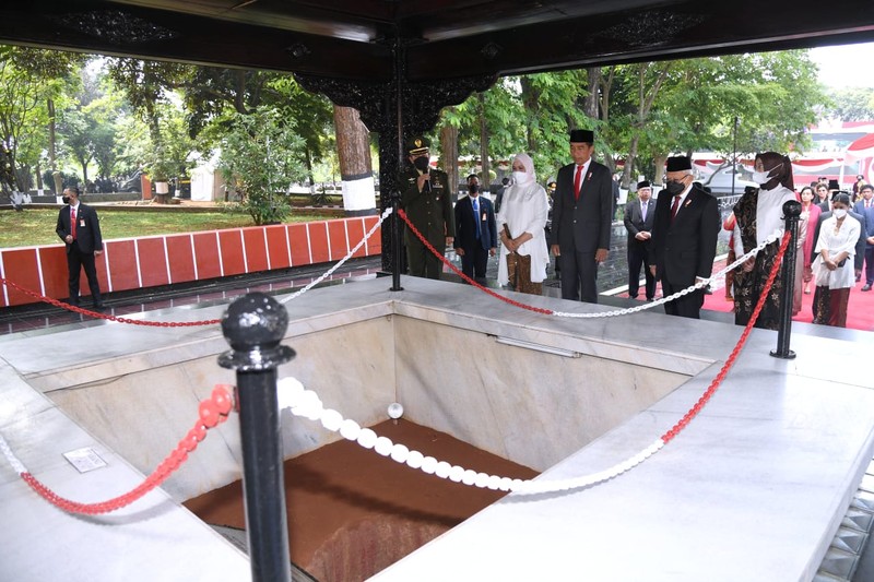 Presiden Joko Widodo Pimpin Upacara Hari Kesaktian Pancasila Tahun 2022. (Biro Pers Kesekretariatan Presiden RI) Presiden Joko Widodo Pimpin Upacara Hari Kesaktian Pancasila Tahun 2022. (Biro Pers Kesekretariatan Presiden RI)