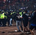 Sponsor Liga 1 Sesalkan Tragedi Mematikan di Kanjuruhan