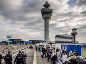 Penerbangan Eropa Terancam Kiamat, Bandara Schiphol Banting Tarif Jasa