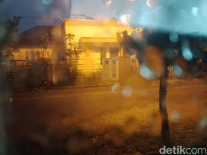 Prakiraan Cuaca Jateng Hari Ini 16 November: Magelang-Temanggung Hujan Lebat