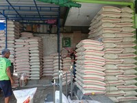 Alert, Harga Beras Masih Beterbangan Lampaui Rekor Tahun Lalu
