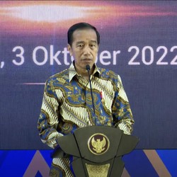 Jokowi Ungkap 'Jurus' RI Tekan Impor Jagung Jadi 800 Ribu Ton