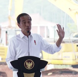 Jokowi Mulai Pembangunan Pabrik Pipa Wavin di Batang Rp1,9 T