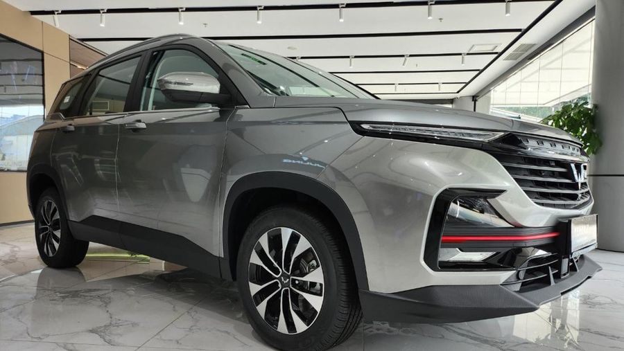 Wuling Almaz RS EX