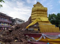 Heboh, Pagoda Thailand Berumur 500 Tahun Roboh