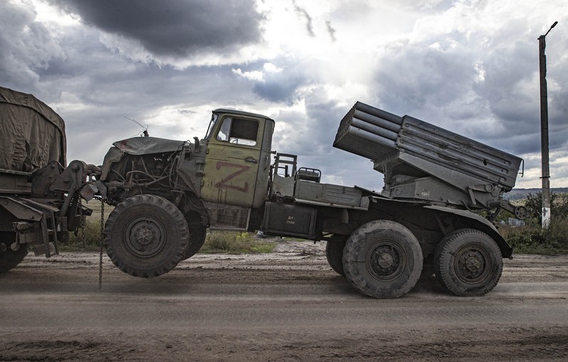1243691882 KHARKIV, UKRAINE - OCTOBER 02: Ukrainian forces transport Russian vehicles and missile launch pads left behind by the Russian forces in Izium, Kharkiv, Ukraine on October 02, 2022. (Photo by Metin Aktas/Anadolu Agency via Getty Images)