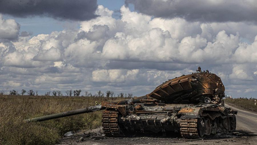 KHARKIV, UKRAINE - OCTOBER 02: A destroyed Russian armored vehicle left behind by the Russian forces in Izium, Kharkiv, Ukraine on October 02, 2022. (Photo by Metin Aktas/Anadolu Agency via Getty Images)