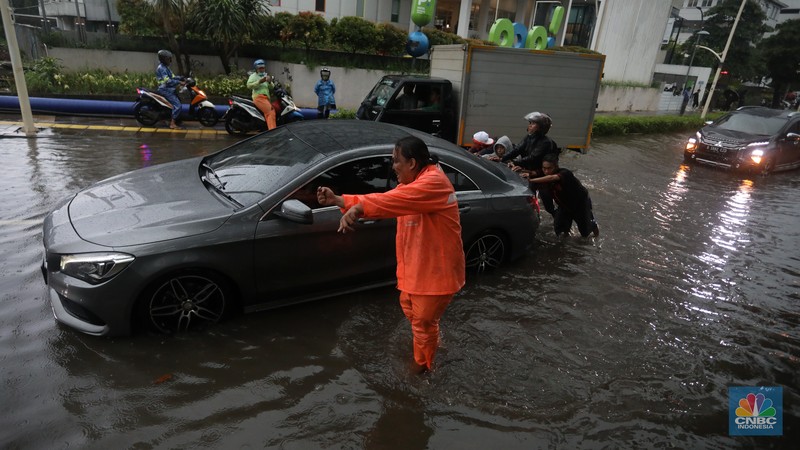 Banjir Kemang. (CNBC Indonesia/Andrean Kristianto)
