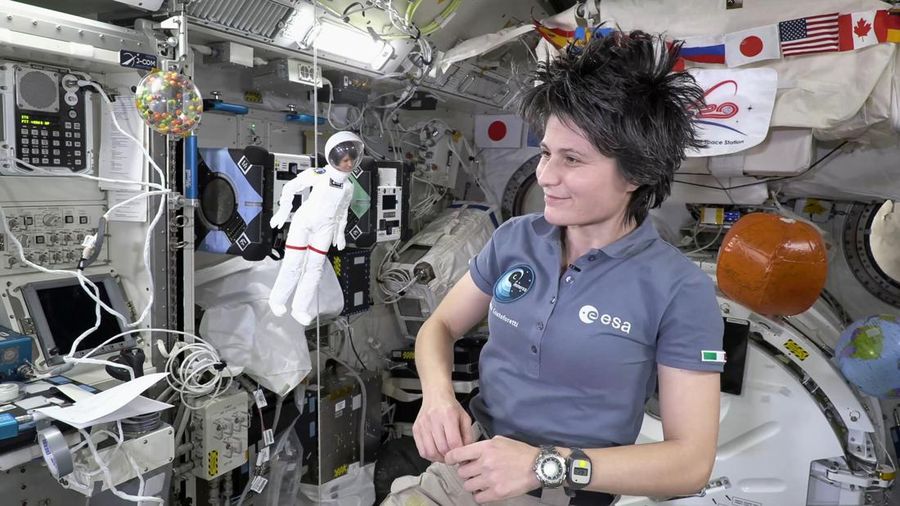 A handout picture shows Europe's first female commander of the ISS, ESA astronaut Samantha Cristoforetti with her lookalike Barbie doll at the International Space Station (ISS). ESA/Handout via REUTERS THIS IMAGE HAS BEEN SUPPLIED BY A THIRD PARTY. MANDATORY CREDIT. NO RESALES. NO ARCHIVES. NO NEW USE AFTER NOVEMBER 3, 2022