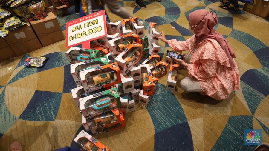 Bazaar mainan anak (CNBC Indonesia/Andrean Kristianto)
