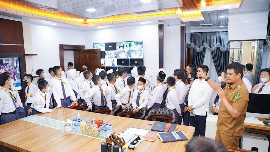 Wali Kota Medan Bobby Nasution