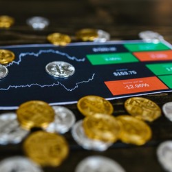 Biar Gak Boncos Main Forex, Cek Dulu Legalitas Brokernya