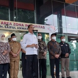 Tragedi Kanjuruhan, Jokowi Tiba-tiba 'Blusukan' di Malang