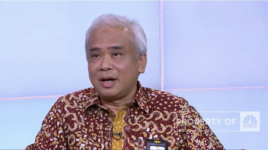 Direktur Pelaksanaan Pembiayaan Infrastruktur SDA Kementerian PUPR, Arvi Argyanto di acara Webinar Road To Creative Infrastructure Financing ( CreatIFF ) Tahun 2022 Sektor Sumber Daya Air. (Tangkapan Layar Youtube)