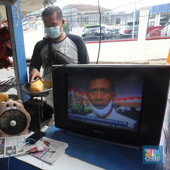 Akan 'Disuntik Mati' , TV Analog Masih Jadi Primadona Warga