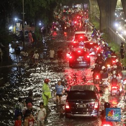 Bukan Cuma Jakarta, BMKG Warning Cuaca Ekstrem di Wilayah Ini